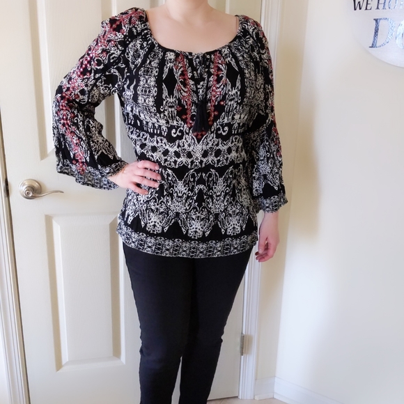 🔥Soft Surroundings Black White and Red Boho Tunic with Flare Sleeved Small - Picture 12 of 12